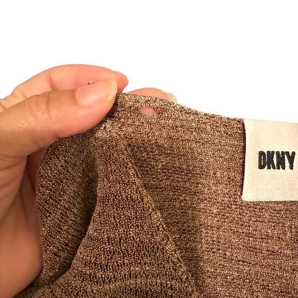 DKN Transfer Rib Women's V-Neck Brown Sweater Size M - Picture 10 of 12